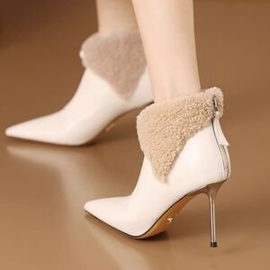 women shoes Heels